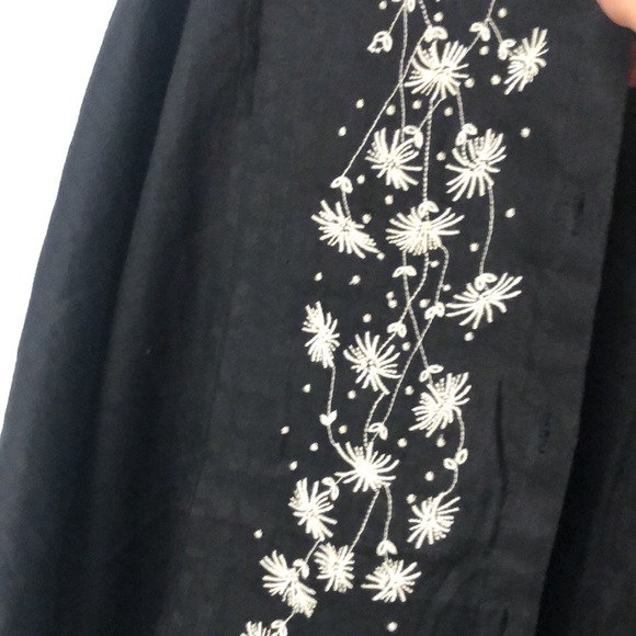 Estimate brand ladies oversized linen top with scalloped sleeves - Picture 7 of 11